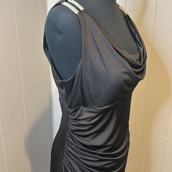 Calvin Klein black ruched draped neck sparkle rhinestone shoulder bar sheath. 8 - Picture 5 of 8